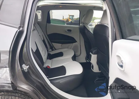 2021 Jeep Compass Latitude 4X4 из США, поврежденный, VIN 3C4NJDBB8MT503339